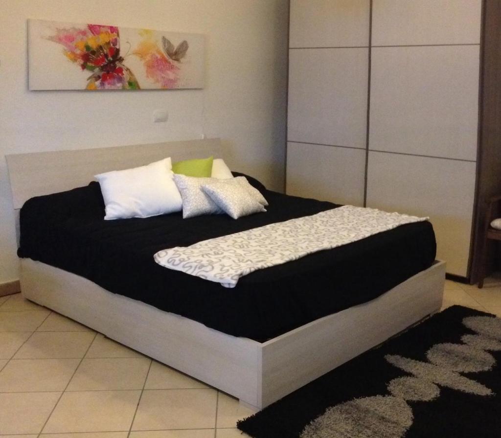 L'Angolo Di Cielo Apartment Каламброне Екстериор снимка